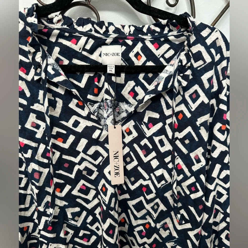 NIC and ZOE INDIGO ANGLES TOP NWT XL - Picture 7 of 7